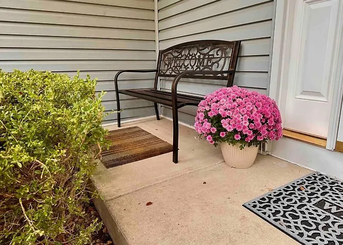 Cozy 3 Bdr Retreat In A Prime Location Holiday home *